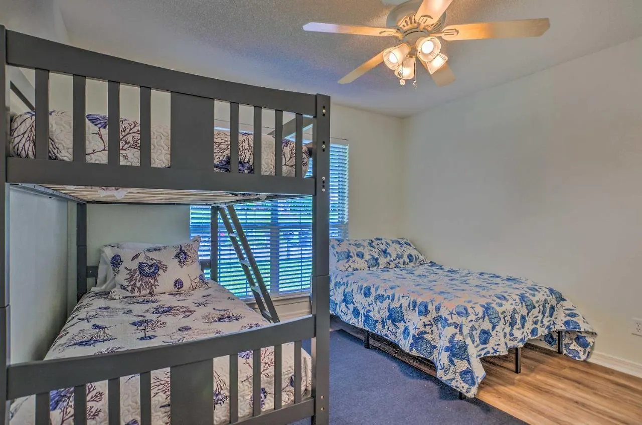 Home 10 Mi To Downtown Pensacola Pets Welcome! Holiday home