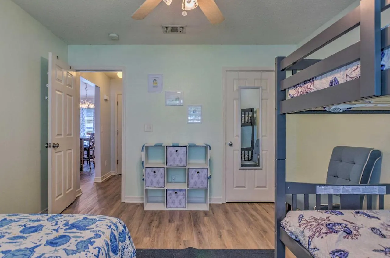 Home 10 Mi To Downtown Pensacola Pets Welcome! Holiday home